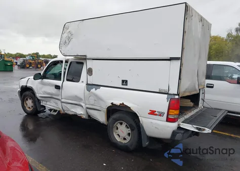 1999 GMC Sierra 1500 Sle z USA, uszkodzony, nr VIN 2GTEK19T8X1544716